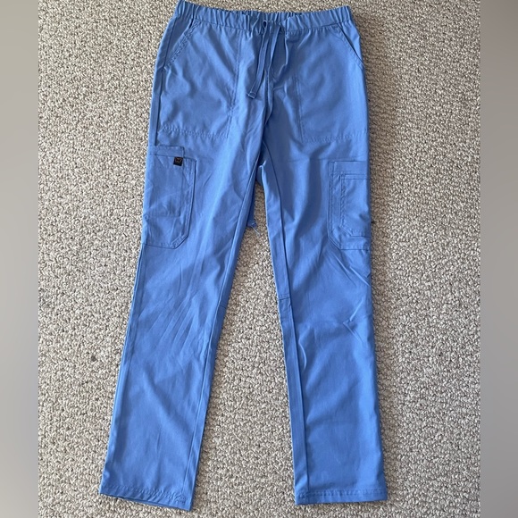 Women’s Ceil Blue Scrub Set - Picture 5 of 7